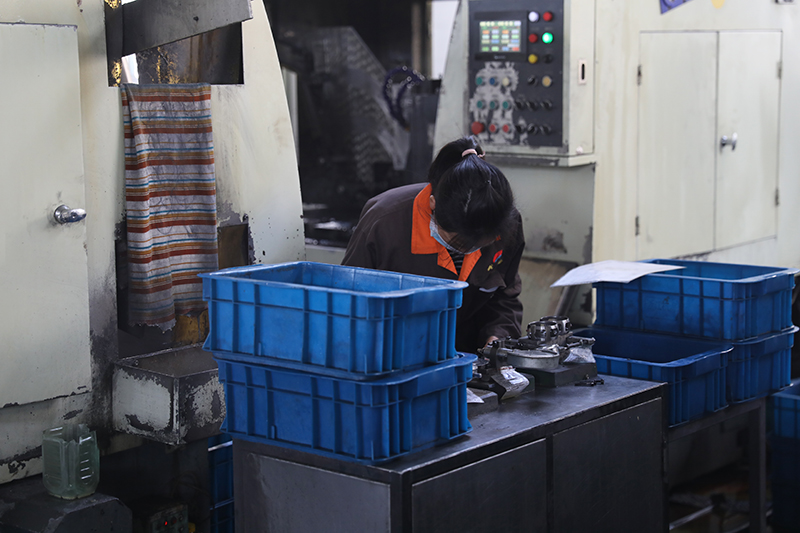 Почему карданный вал показывает осевое перемещение?